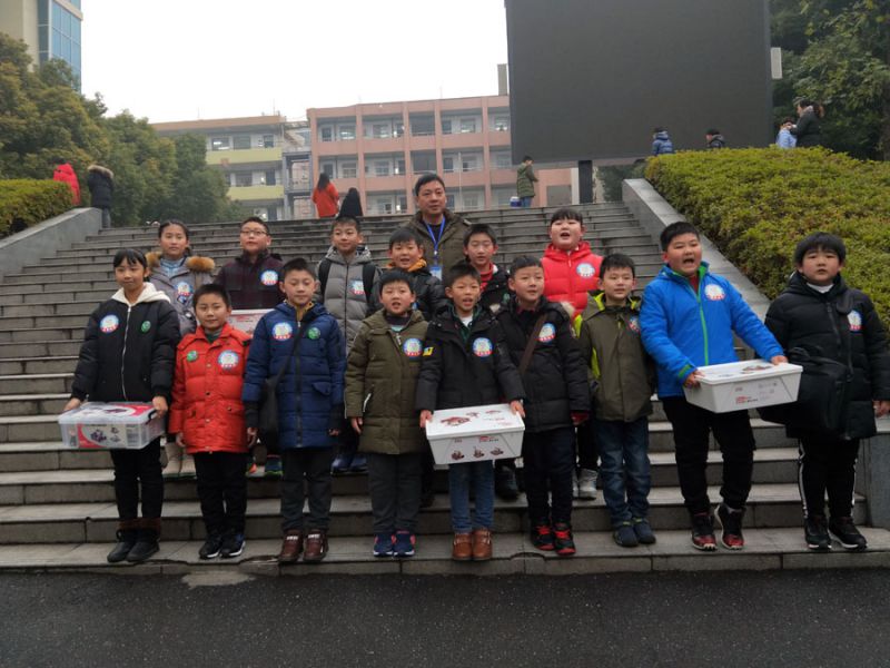 2017年12月16日城西校区机器人社团参赛安徽省第二届机器人普及赛（1）