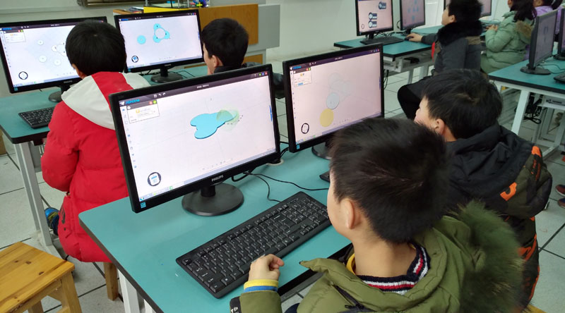 新学期3D创客从《汉诺塔》开始
